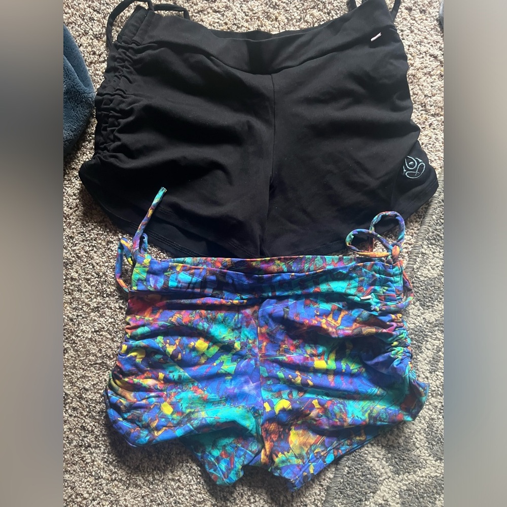 Shakti hot yoga shorts. Size large. 2 shorts